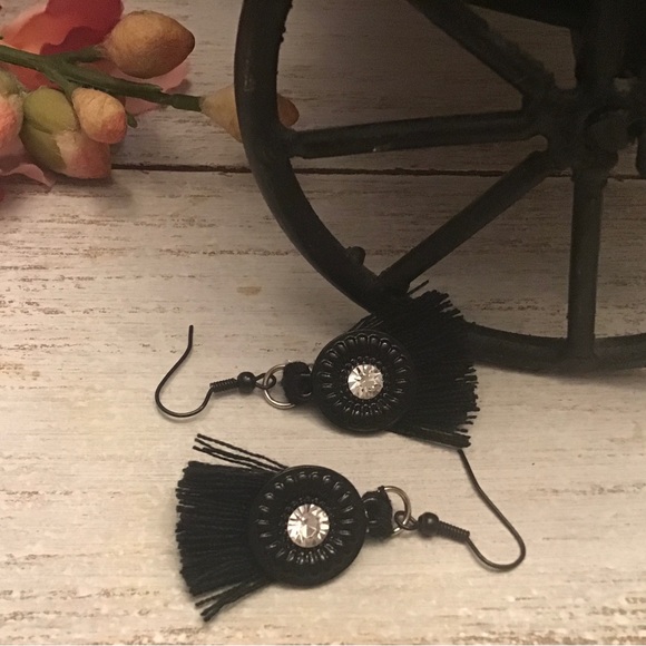 2/$10.00 Tassel Earrings - Picture 3 of 4